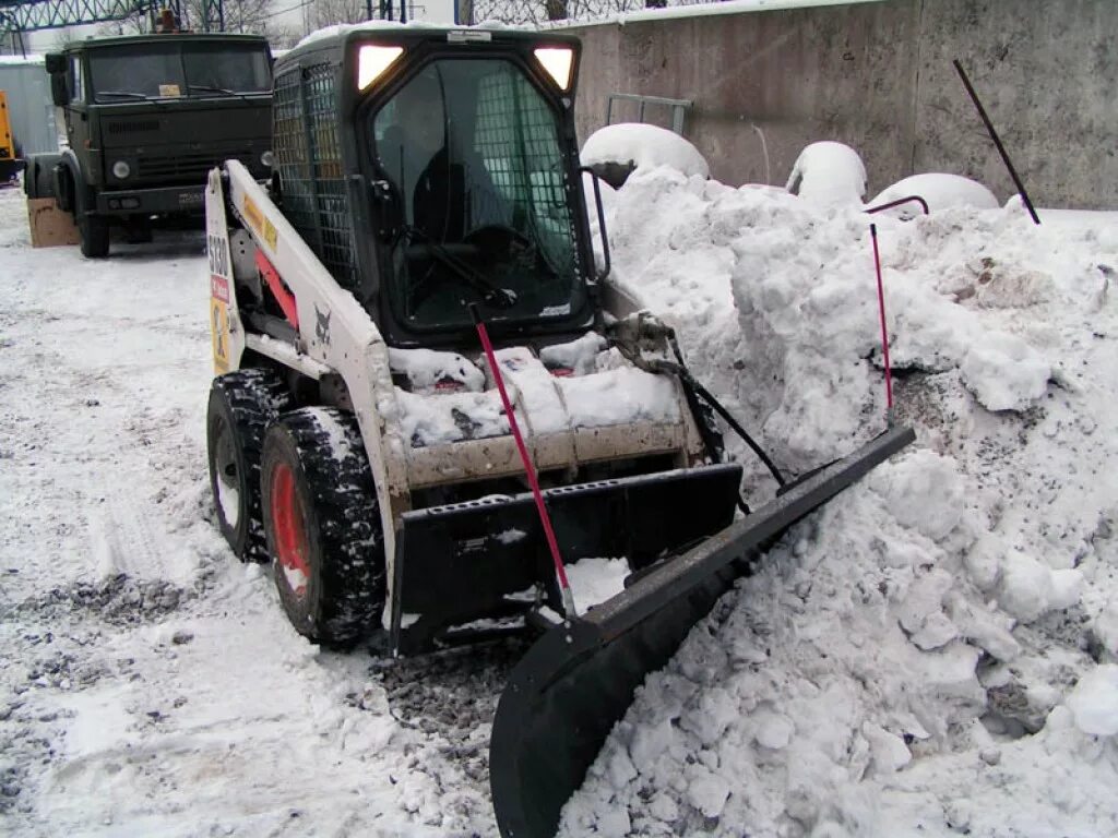 Bobcat s130. Бобкэт s130. мини погрузчик bobcat s130. бобкэт 130. мини погрузчик bobcat 130.