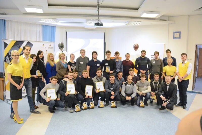 Нижневартовский филиал. Нижневартовский филиал. Роснефть нижневартовский филиал. Тиу филиал нижневартовск. Нефтяной институт югорского государственного университета.