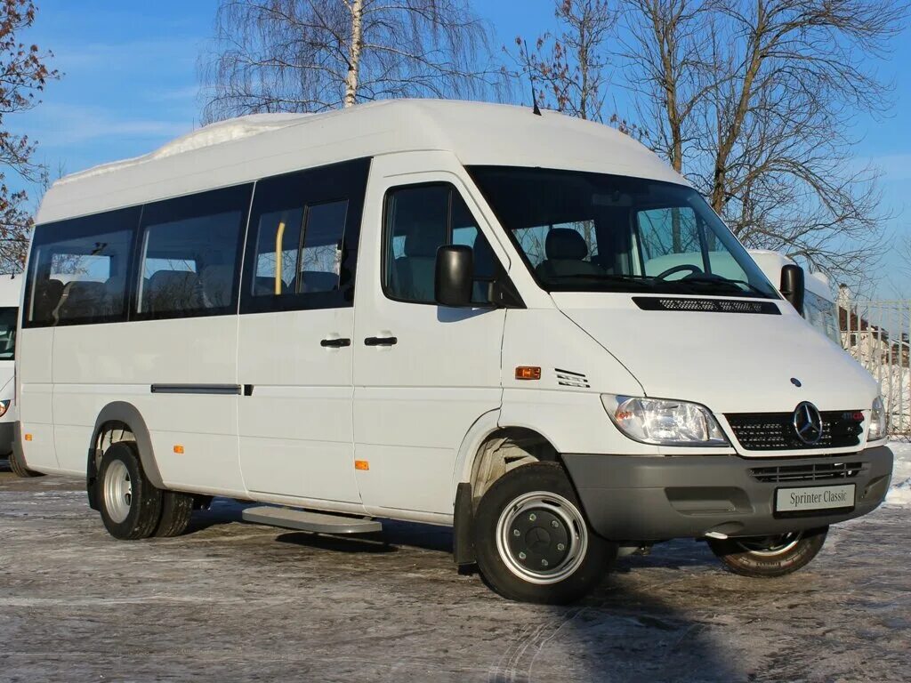 Микроавтобус мерседес спринтер 411 2. Mercedes-benz sprinter classic 411 cdi. Mercedes-benz sprinter classic 411 cdi. Mercedes benz sprinter classic 411. Sprinter 411.