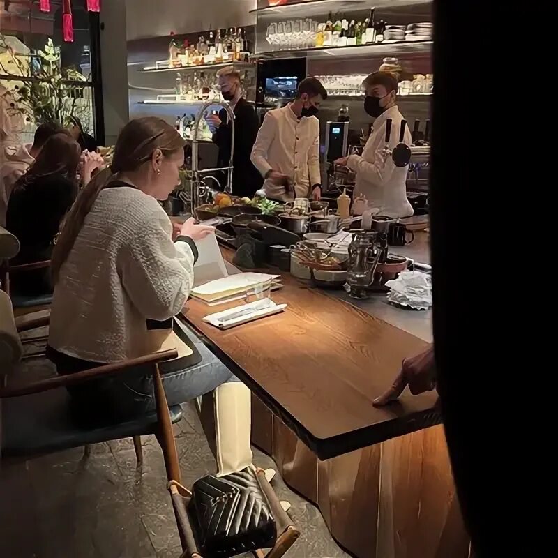 Ресторан Лаки Изакая / Lucky Izakaya Bar в Москве на Б.Никитской: паназиатская к