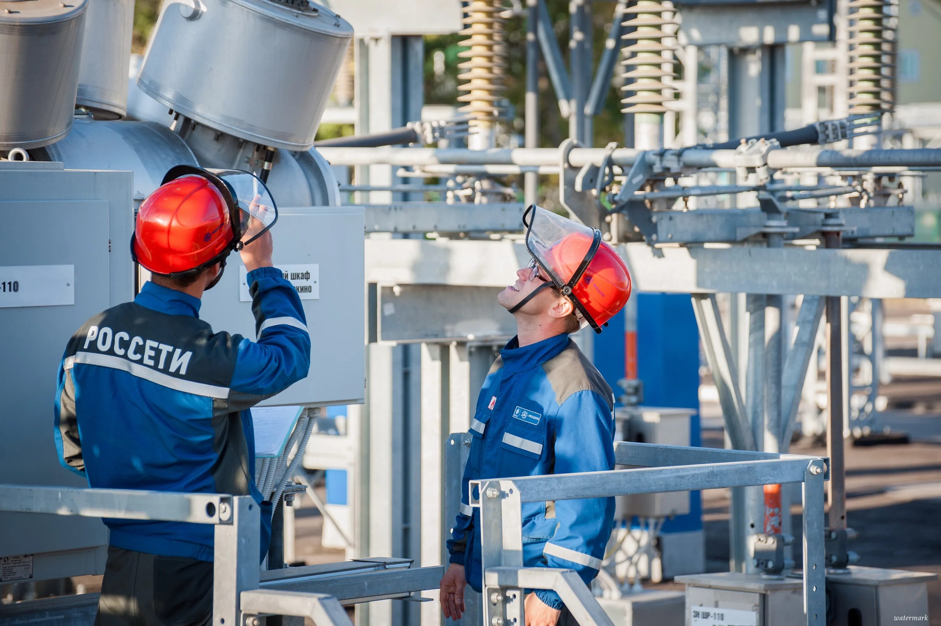 Мрск центра белгородэнерго логотип. Россети фск еэс. Мрск центра и приволжья лого. Россети белгородэнерго белгород. Подстанция мрск центра белгород.
