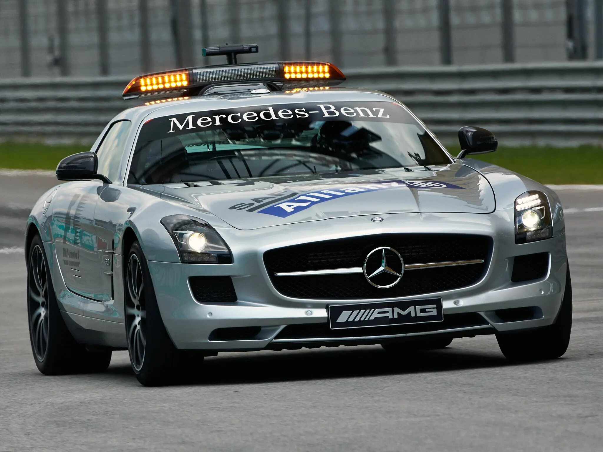 Car f 3. Mercedes SLS AMG 2013 Safety car. Мерседес SLS 6.3. Mercedes Benz SLS AMG 6.3. Safety car f1 SLS AMG.