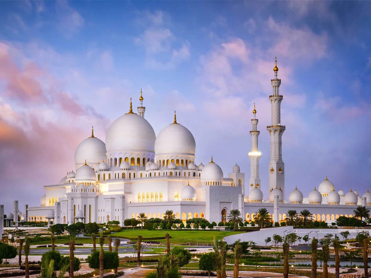 Мечеть шейха Зайда Абу-Даби. Большая мечеть в Абу Даби. Мечеть в Дубае шейха Зайда. Белая мечеть в Абу-Даби.