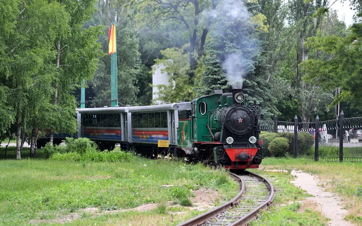 Детская железная дорога в парке островского. Локомотив фото поезд. Гр 185. Паровоз гр. Гр 185.
