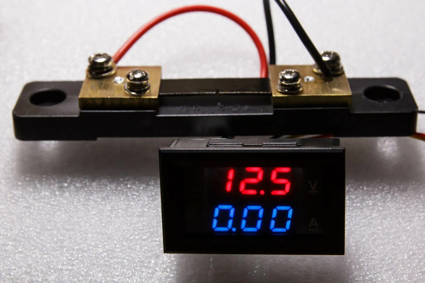 Амперметры постоянного тока шунты. Амперметры постоянного тока шунты. Амперметр м1 60s. Амперметр -вольтметр цифровой dc 0-100 a с шунтом. Амперметр стрелочный 10а с шунтом.
