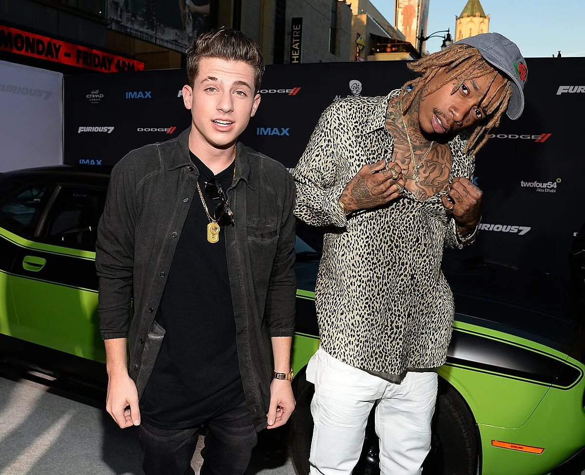 Wiz khalifa charlie puth see you again. Wiz khalifa Charlie Puth. «See you again» Уиза Халифа и Чарли пута. Wiz khalifa, Чарли пут. Wiz khalifa feat.