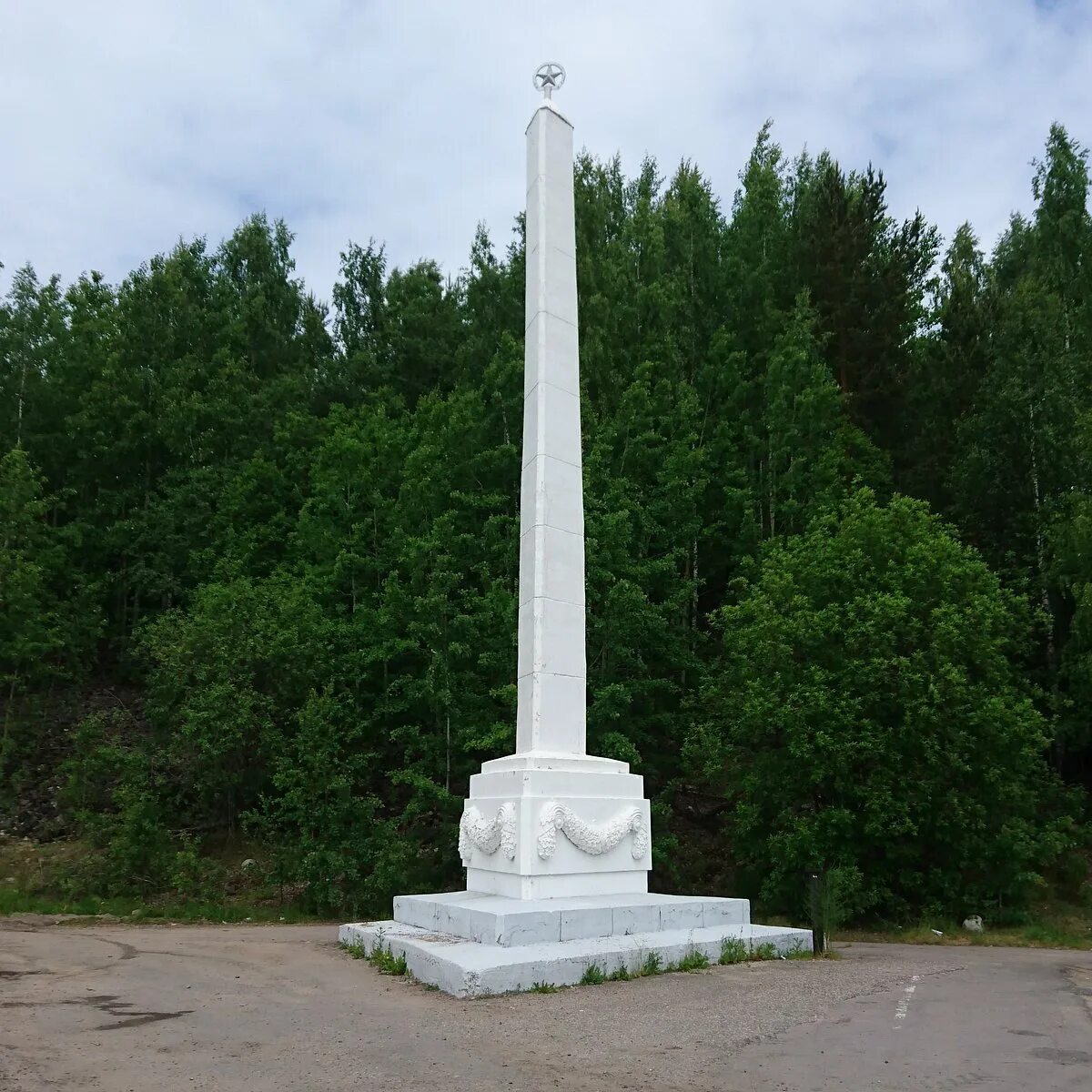 Памятники подпорожье. Памятник гидростроителям подпорожье. Памятники подпорожье. Памятники подпорожье. Памятники подпорожье.