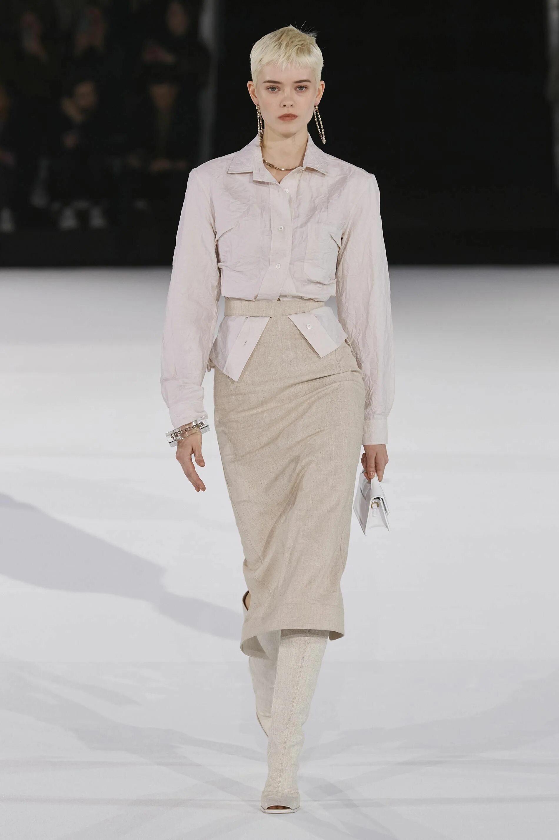 Christian Dior Prêt-À-Porter Automne-Hiver 2020-2021 - Défilé Vogue Paris Ready 