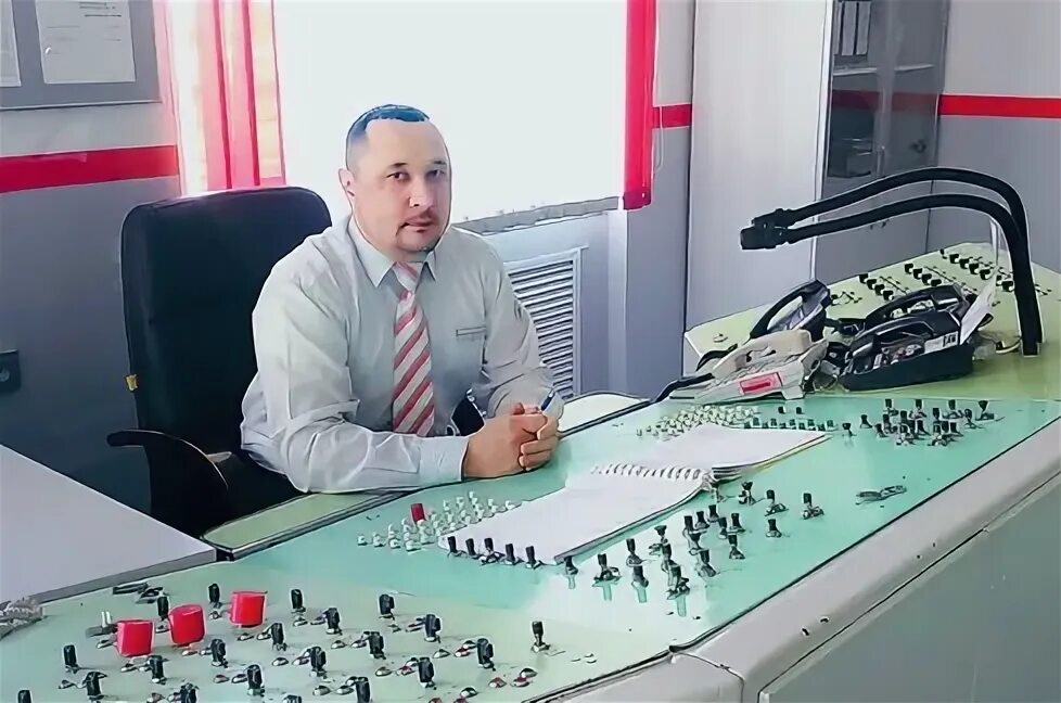 проводники фпк саратов. ржд вакансии. форма машиниста локомотива ржд. кассир билетный кассир ржд. помощник машиниста электропоезда ржд.