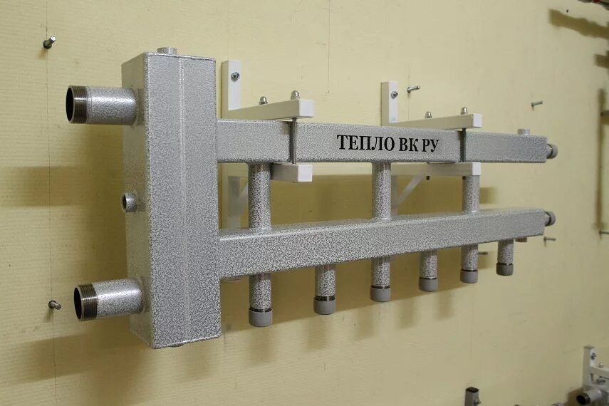 коллектор с гидрострелкой на 4 контура. коллектор с гидрострелкой на 4 контура. балансировочный коллектор gidruss. гидрострелка с коллектором 200 киловатт. коллектор с гидрострелкой на 4 контура.