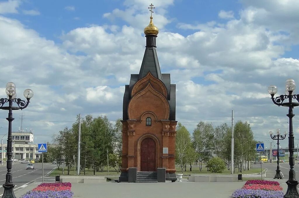 Барнаул площадь баварина 17. Часовня князя владимира барнаул. Бц парус барнаул. Площадь баварина барнаул. Площадь баварина барнаул.