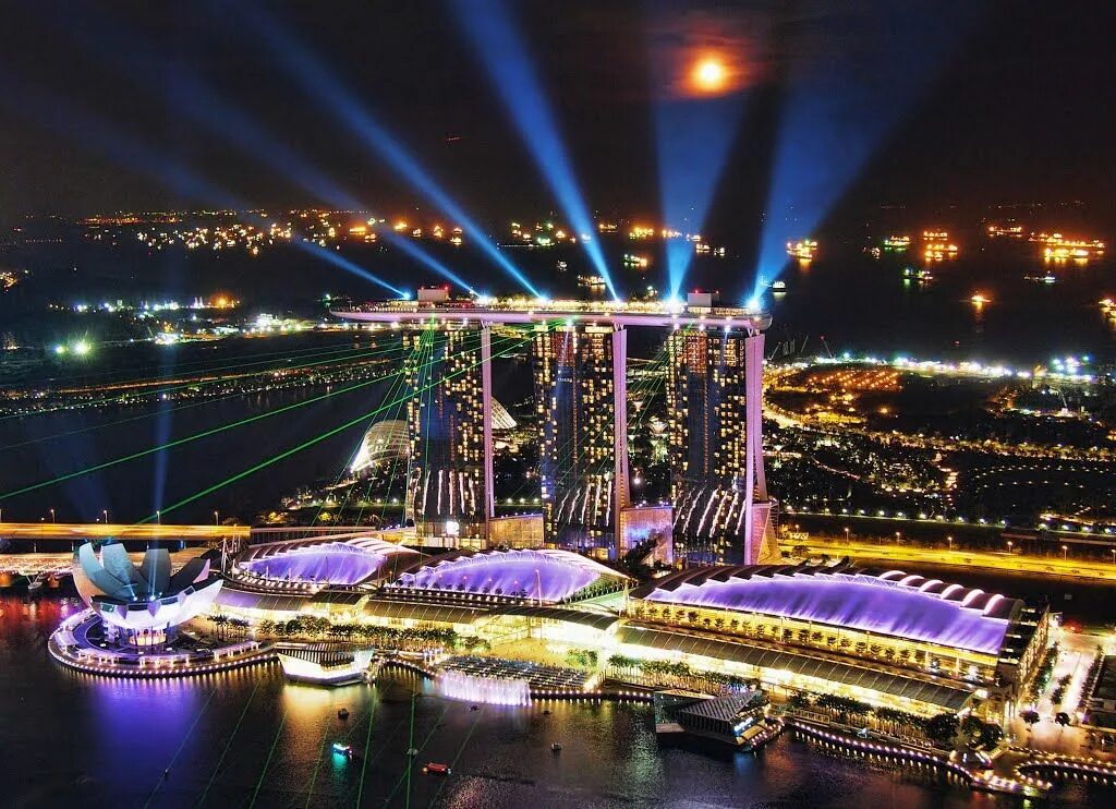 Dali singapore. Гарденс бэй бэй сингапур. Город сингапур (singapore city). Сальвадор дали ньютон. Гарденс бэй бэй сингапур.