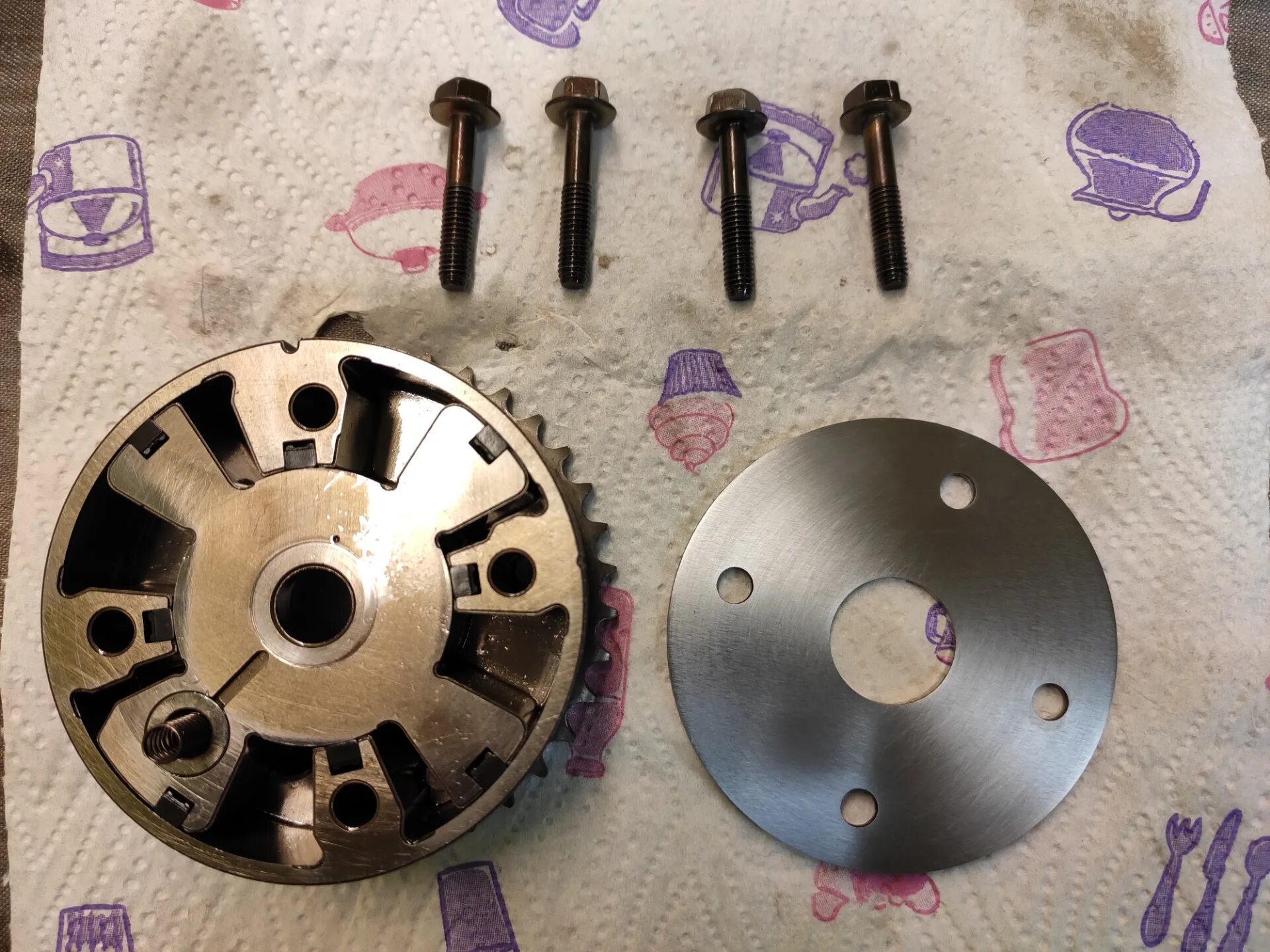 Муфта vvt i 1zz fe. Муфта vvti 1nz. муфта vvti 2az fe. муфта vvti 1zz fe.