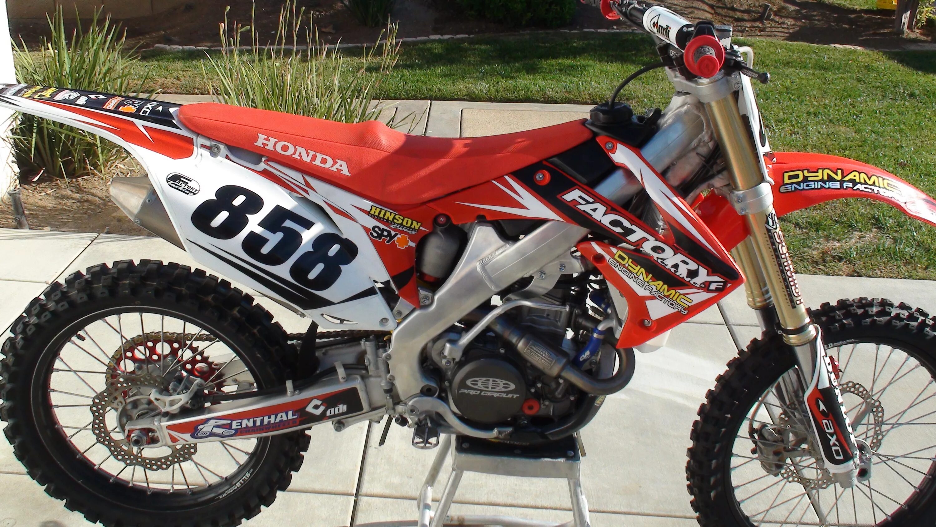 Honda CRF 250. Honda crf250r 2011. Honda CRF 250r кроссовый. Honda crf250r 2022. Honda crf 250r