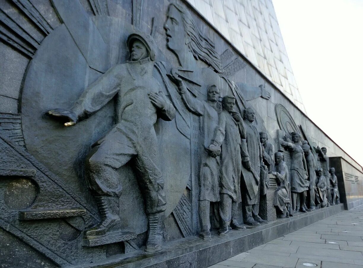 мемориальный комплекс трагедия народов на поклонной горе. монумент победа поклоная гора. памятник трагедия народов на поклонной горе. поклонная гора памятник жертвам холокоста. поклонная гора памятники великой отечественной.