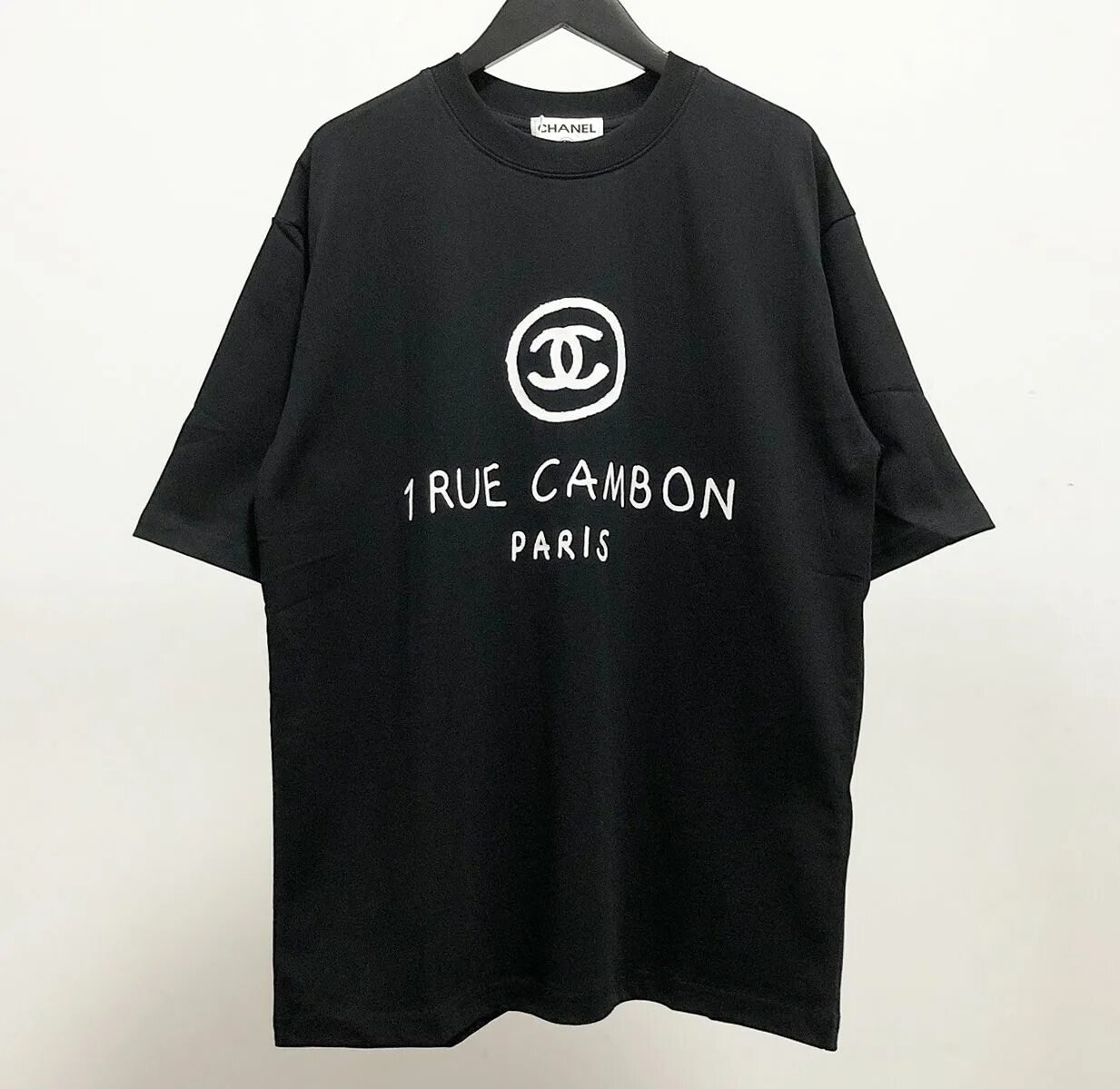 Футболка chanel. Майка шанель. Майка шанель. Chanel shirt. Майка шанель.