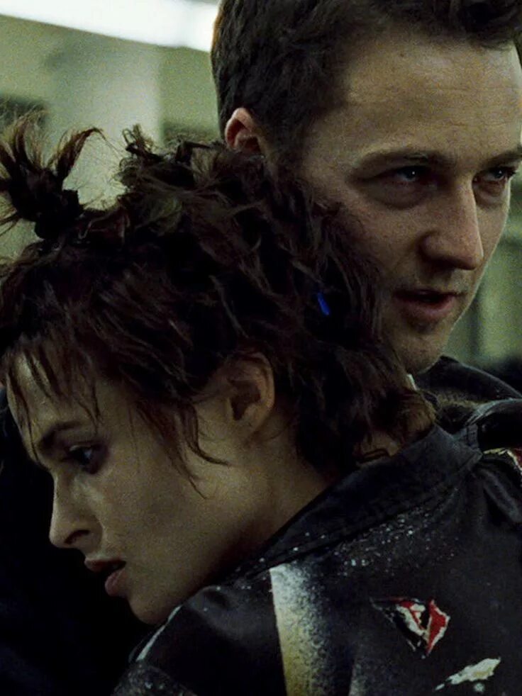 Бойцовский клуб прямая. Fight Club 1999. Fight Club 1999 Хелена. Бойцовский клуб Марла и Нортон.