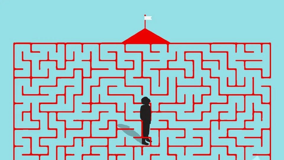 Why why why in the middle. Карта лабиринтов identity fraud. middle it. straight through the maze. карта identity fraud лабиринт из кустов.