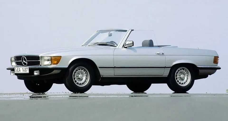 Mercedes benz sl500 r107. Мерседес 280se 1971. Mercedes benz 1971. Mercedes benz 1971. Mercedes w111 coupe.