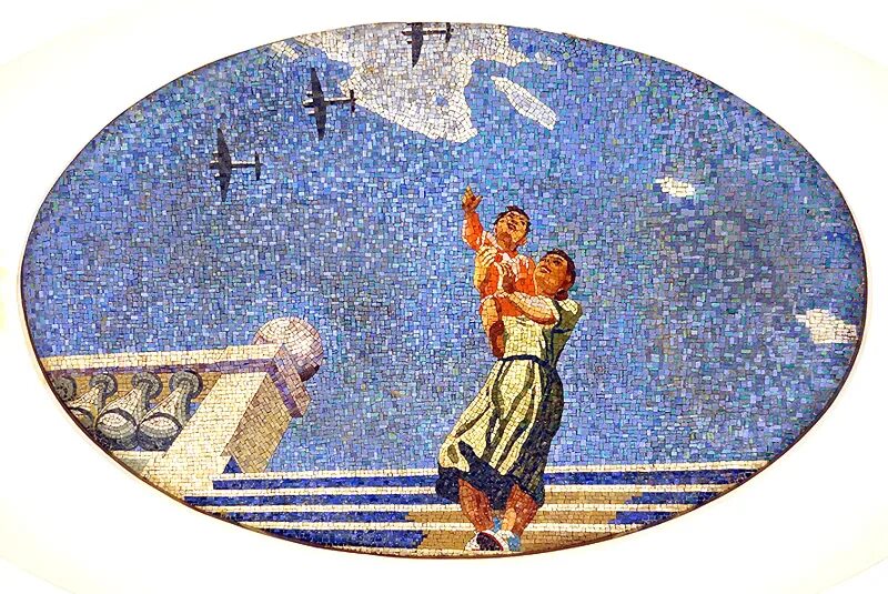 Мозаики дейнеки станция метро маяковская. Мозаики дейнеки станция метро маяковская. Дейнека мозаики станции маяковская. Мозаики дейнеки в московском метро. Мозаика на станции маяковская.
