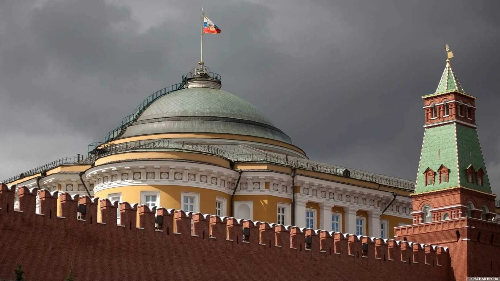Кремль стреляли. Кремль власть. Москва Кремль власть.