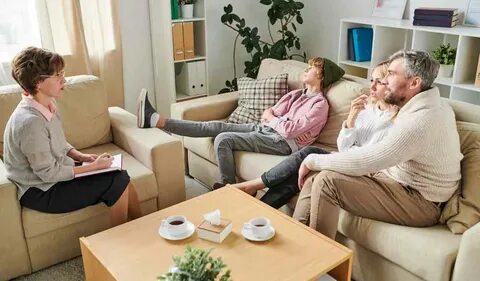 Peters future discuss at the parents