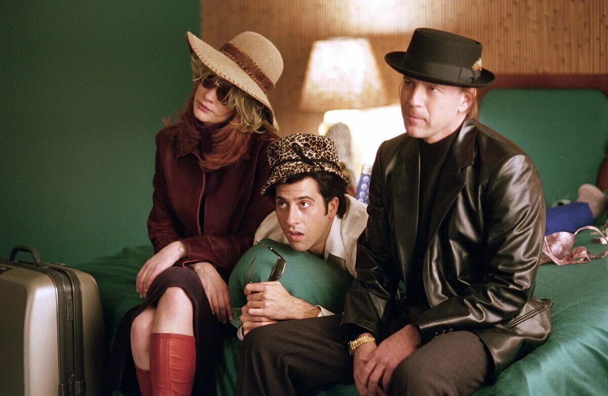 Bandits 2001. Bandits 2001. кейт бланшетт бандиты. бандиты 2001. брюс уиллис бандиты.