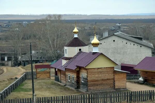 табатский детский дом. большой монок хакасия. большой монок бейский район хакасия. село табат бейского района. табат хакасия.