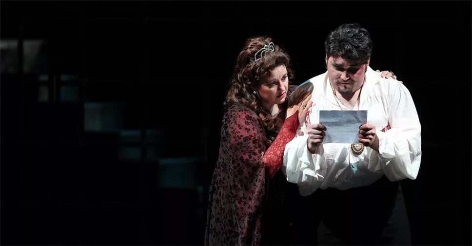 Тоска 24. Тоска 24. Скука в театре. Опера тоска каварадосси. Опера тоска новат.