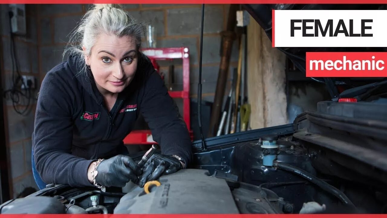 Female Mechanic. Царица механик. Girl mehanic sus. Механики шоу