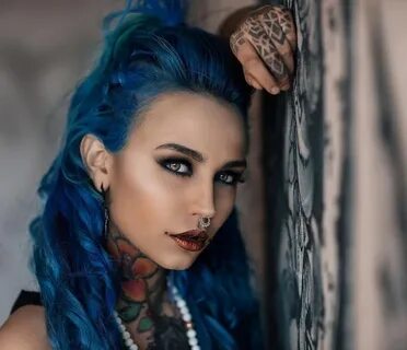 Brutal girl's