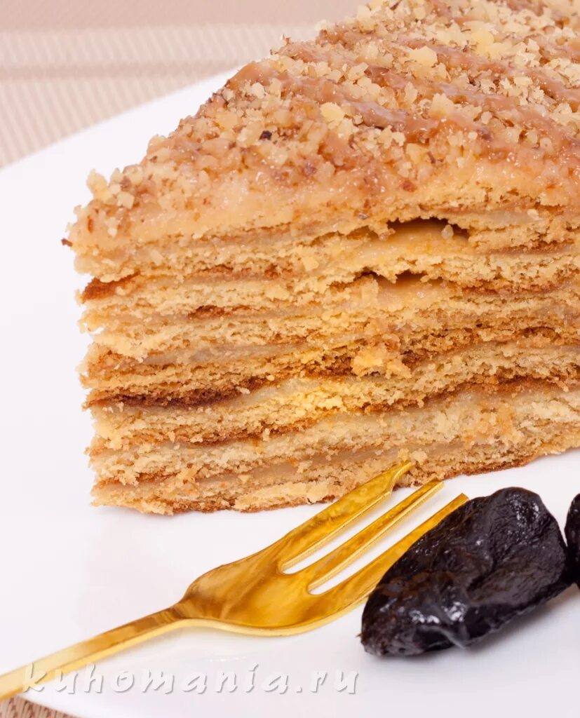 домашний рыжик. домашний рыжик. домашний торт рыжик. торт медовик рыжик. торт рыжик.