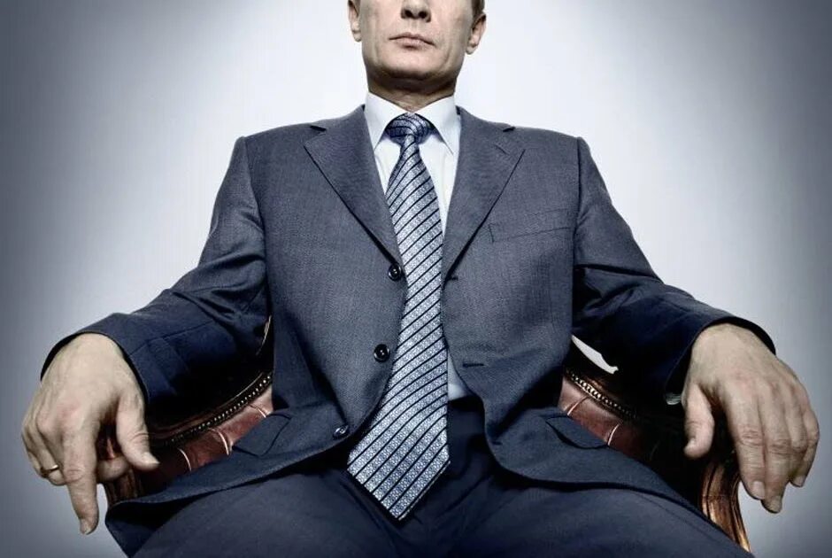 Влиятельный человек. Царь с короной на голове. Высокомерный человек. Надменный 2021. Высокомерный человек.