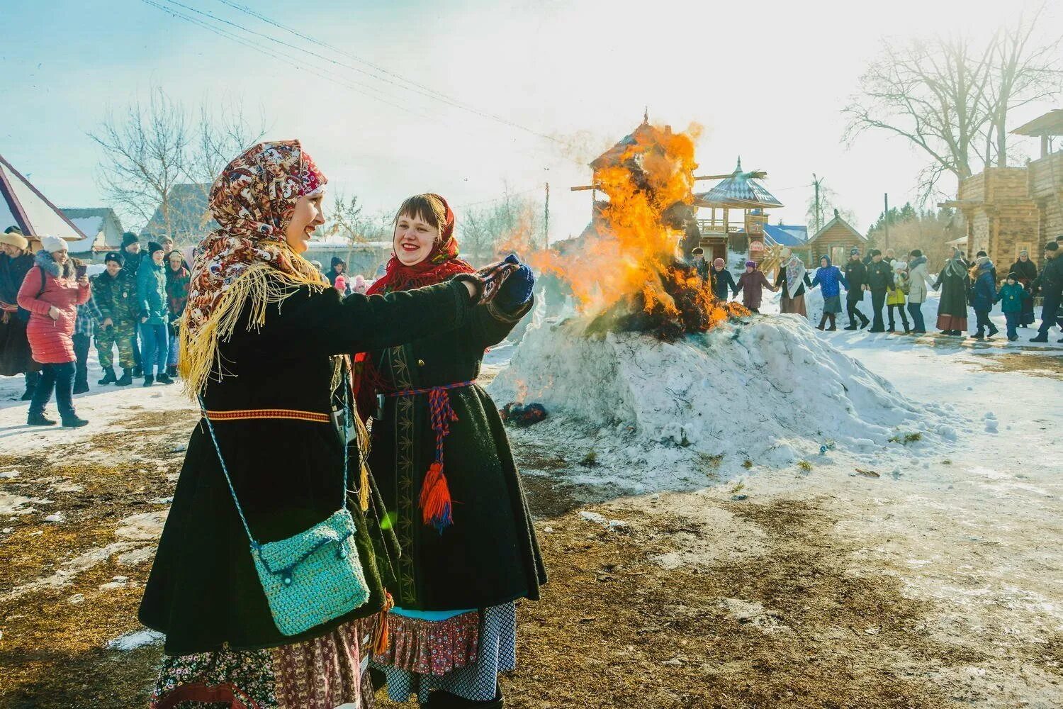 Когда жгут бабу на масленицу