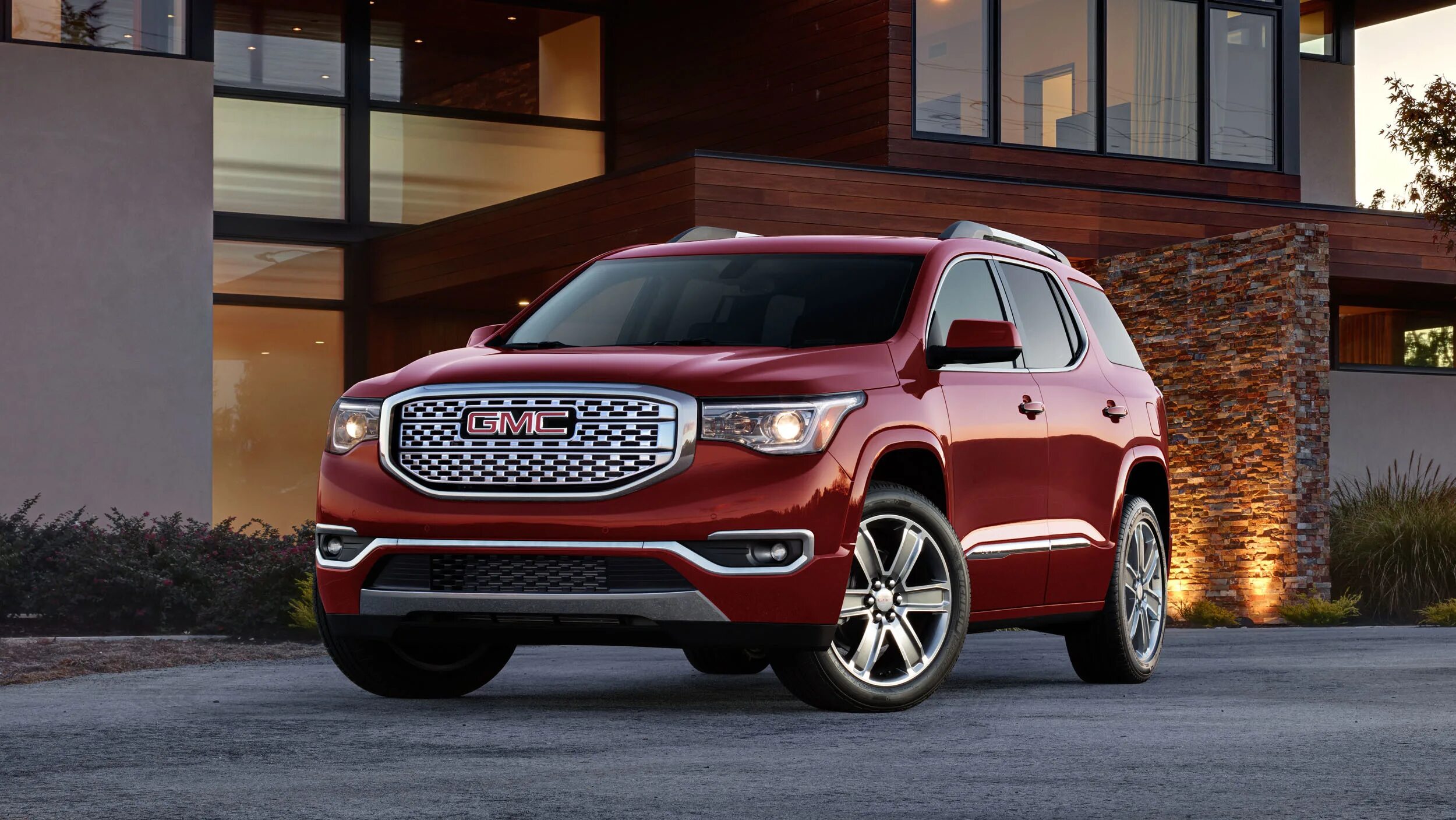 GMC Acadia 2017. GMC Acadia Denali 2018. GMC Acadia 2019. Паркетник GMC Acadia. Кроссоверы и внедорожники всех марок цены