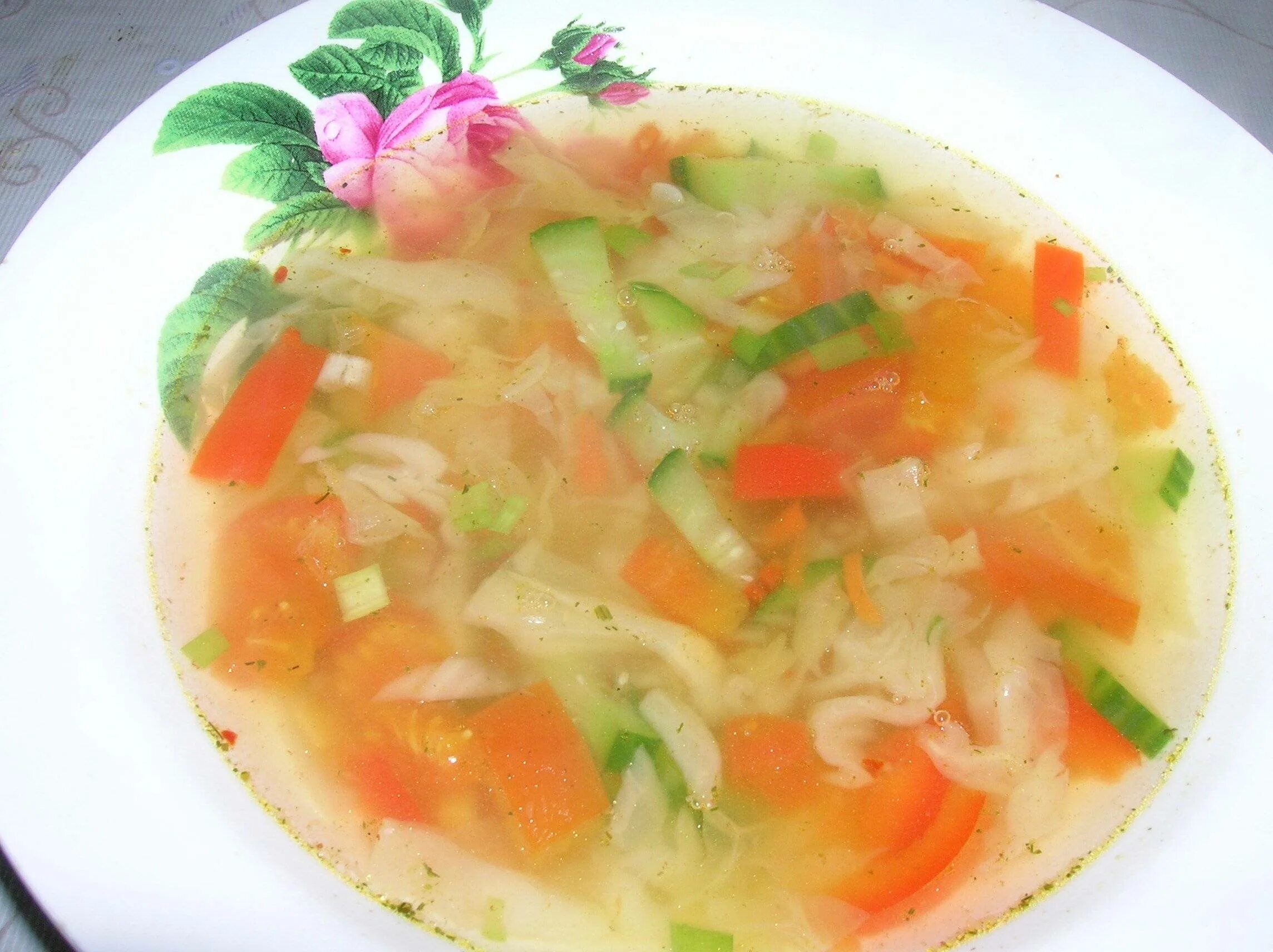 Рецепт супа без мяса. Овощной суп без мяса. Суп с овощами домашний. Овощной суп ПП. Суп без зажарки овощной.