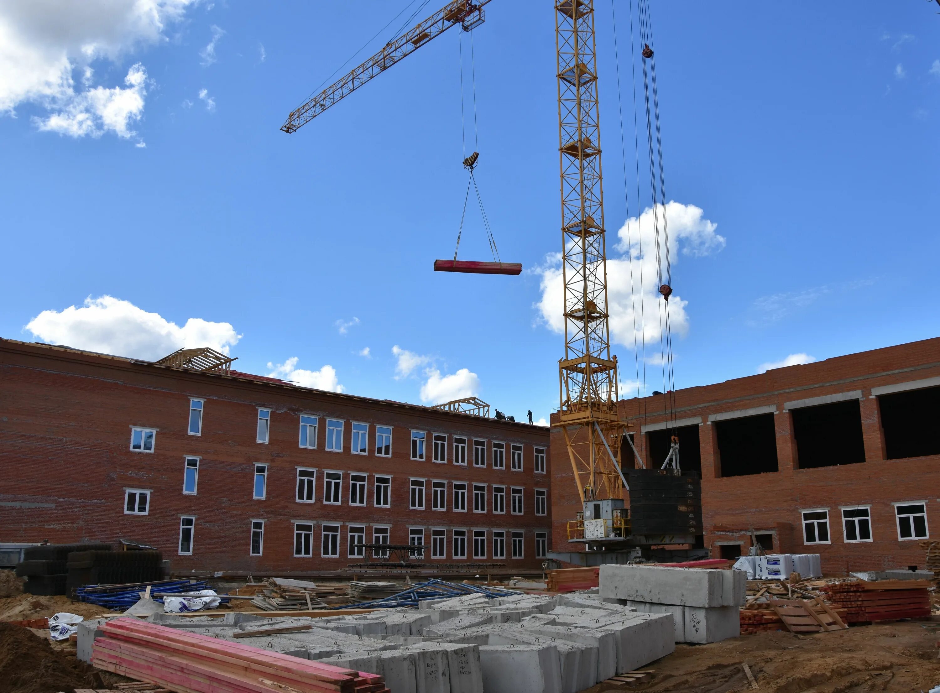 строители. плотник. строительные работы кострома. строительные работы кострома. инженерные изыскания.