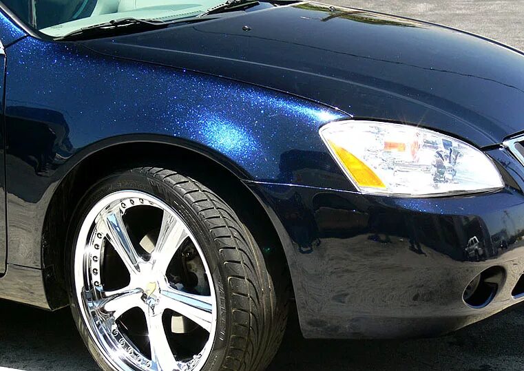 Черная краска для машины. Синий ксералик. 32с Phantom Blue Mica краска. Сине черная краска для авто. Чёрный перламутр краска авто.