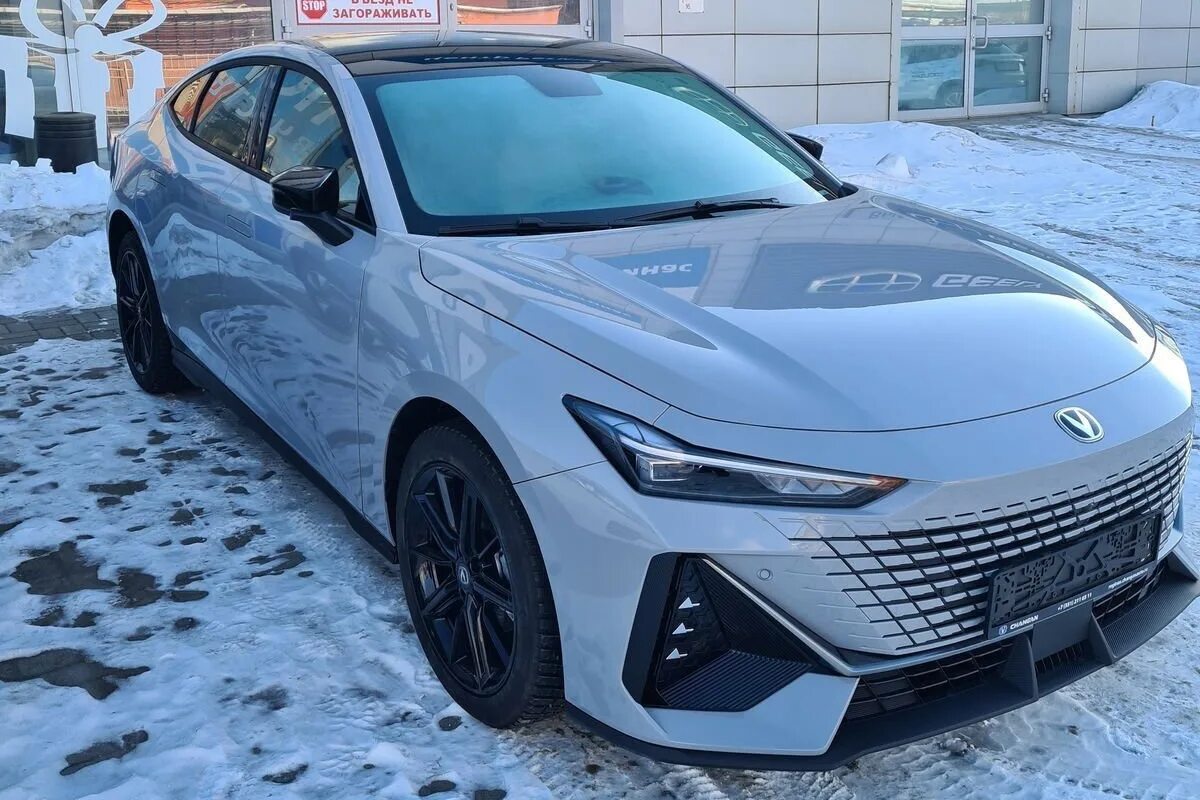 Changan uni v фары. Changan uni-v 2025. чанган седан 2025. changan 2025. changan uni-v 2025.