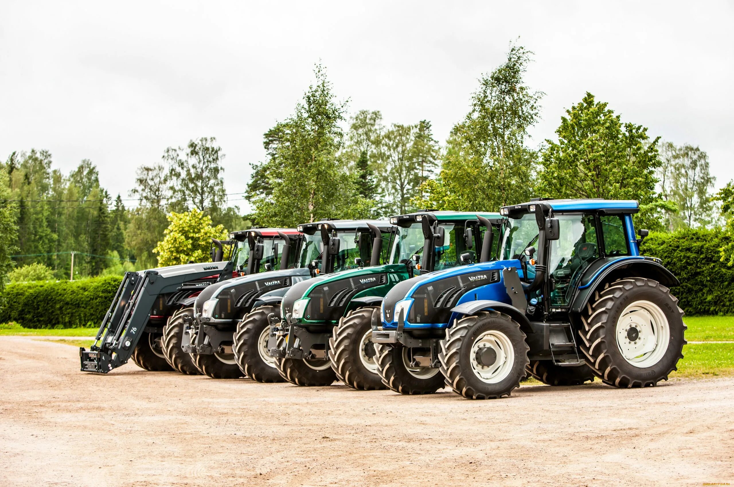 Техника Валтра. Трактор Валтра. Трактора Valtra старые. Комбайн Valtra. Тракторные оборудование