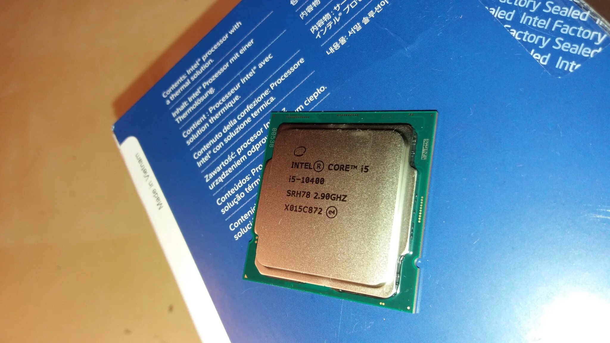 Интел i5 поколения. Intel Core i5 10400, LGA 1200, OEM. Процессор Intel Core i5-10400f OEM. Процессор Intel Core i5-11400f. Процессор Intel Core i5 Comet Lake i5-10400f OEM.