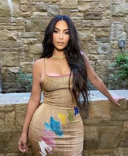 Kim Kardashian Will 'Never' Say It's 'Positive' to Show Cellulite