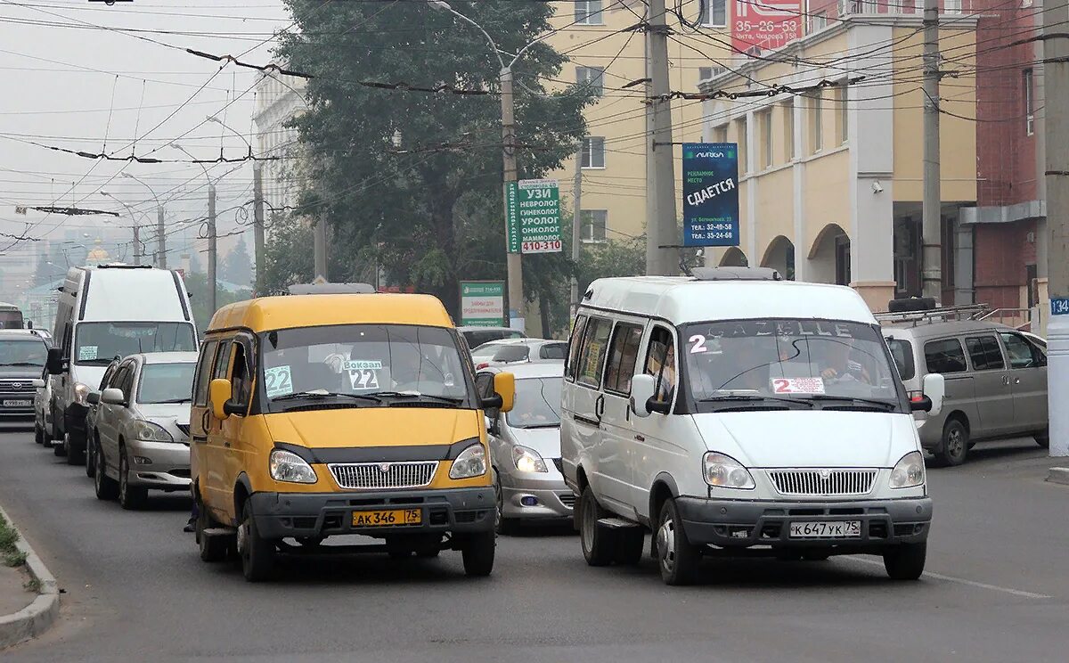 Маршрутка на остановке. Расписание городских автобусов г. Расписание кск автобусов. Автобус 617 москва. Расписание кск больница.