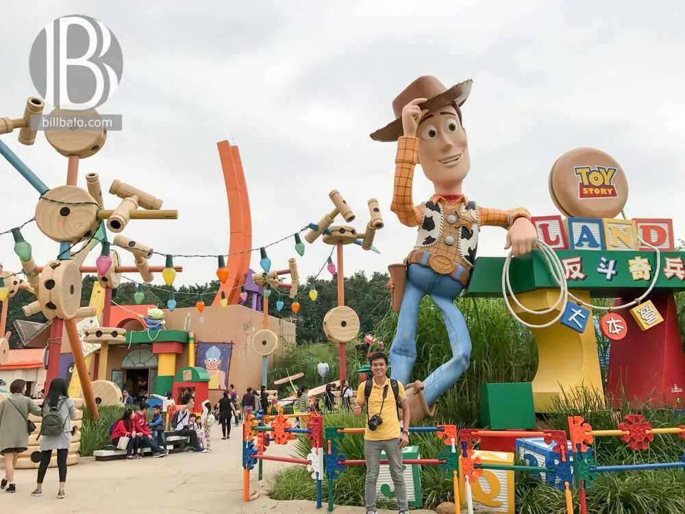 Диснейленд история. Disneyland Toy story Land. Диснейленд Париж история игрушек. Диснейленд игрушки. Диснейленд Париж игрушки.