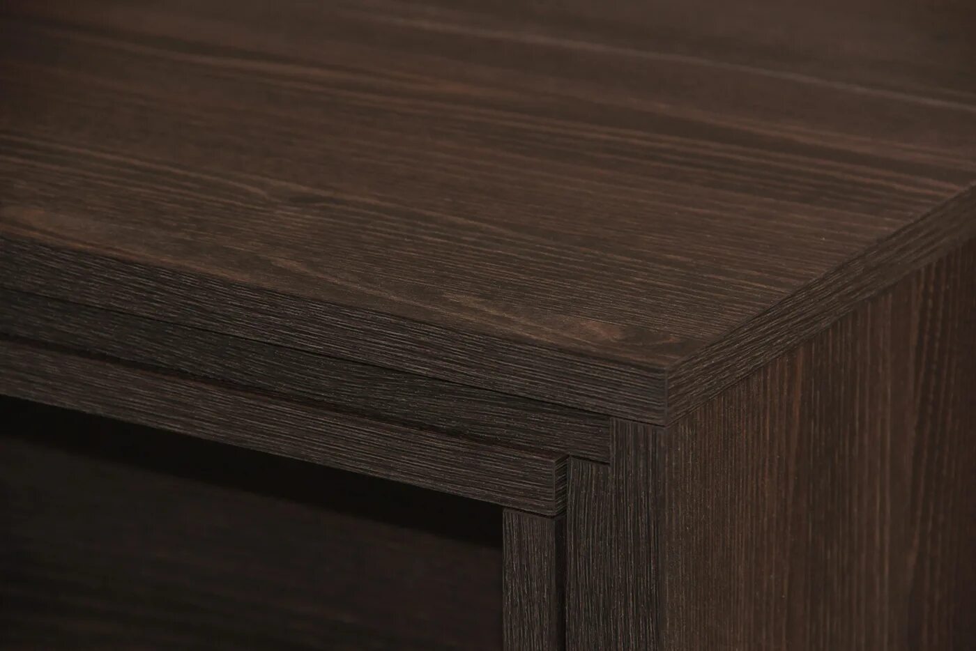 дуб термо коричневый