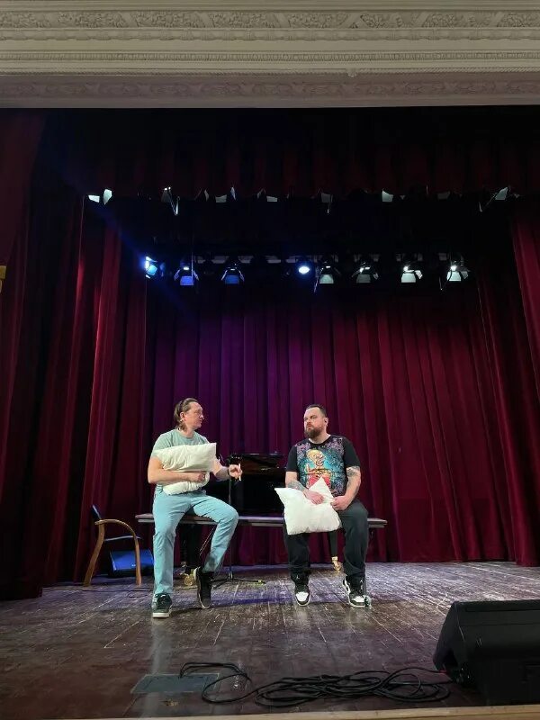 Театр гармония. Фольклорный театр. Итературно-музыкальном театре-гостиной «гармония». Ольга долматова театр созвучие. Ирина анатольевна баранникова ставрополь.