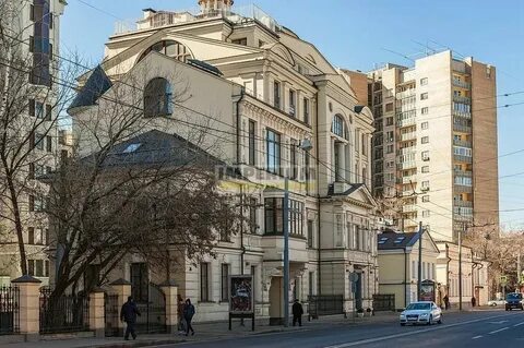 Большая никитская станция метро