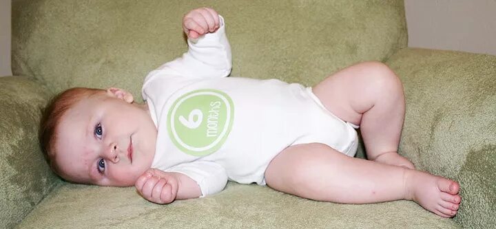 List of 10 Developmental Activities for 6 Months Old Baby Six month old baby, Ba