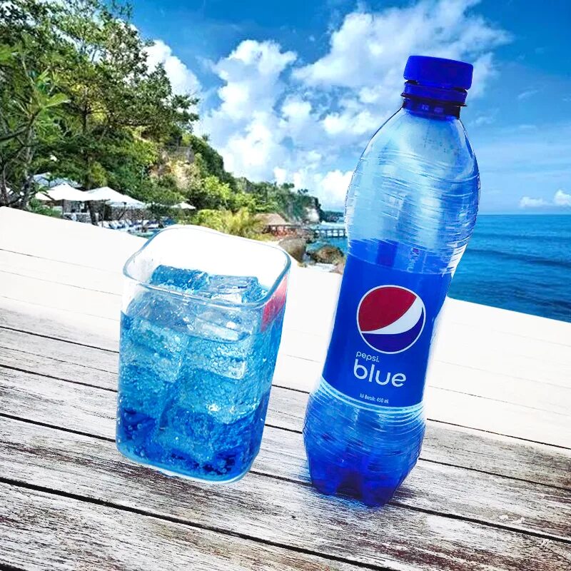 Газированные напитки pepsi cola. Пепси блю. блю пепси blue голубая. pepsi синяя. pepsi blue 2003.