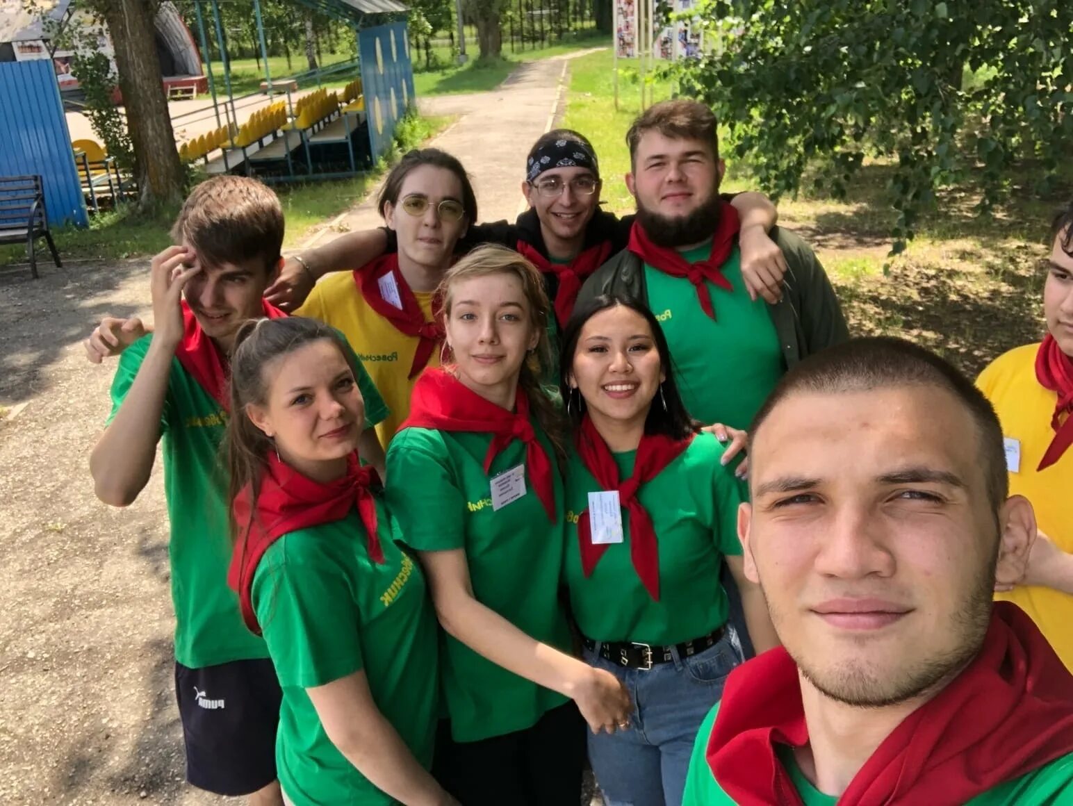 Стали вожатыми